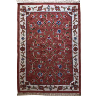 Rusty Floral Persia Rug 4x6’